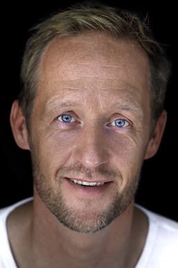 Dr. Viktor Larenz