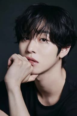Nam Si-heon / Koo Yeon-jun