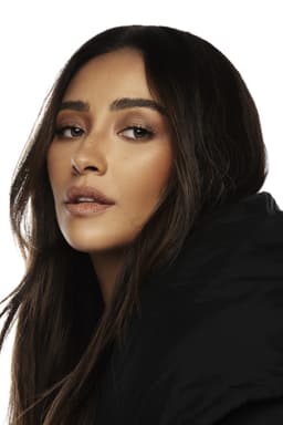 Alexandra Trese (voice)