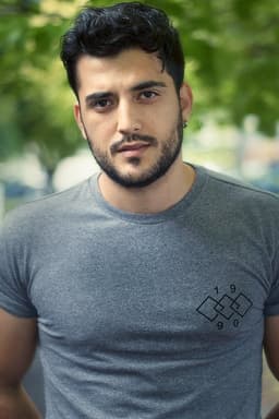 Roshan Amiri